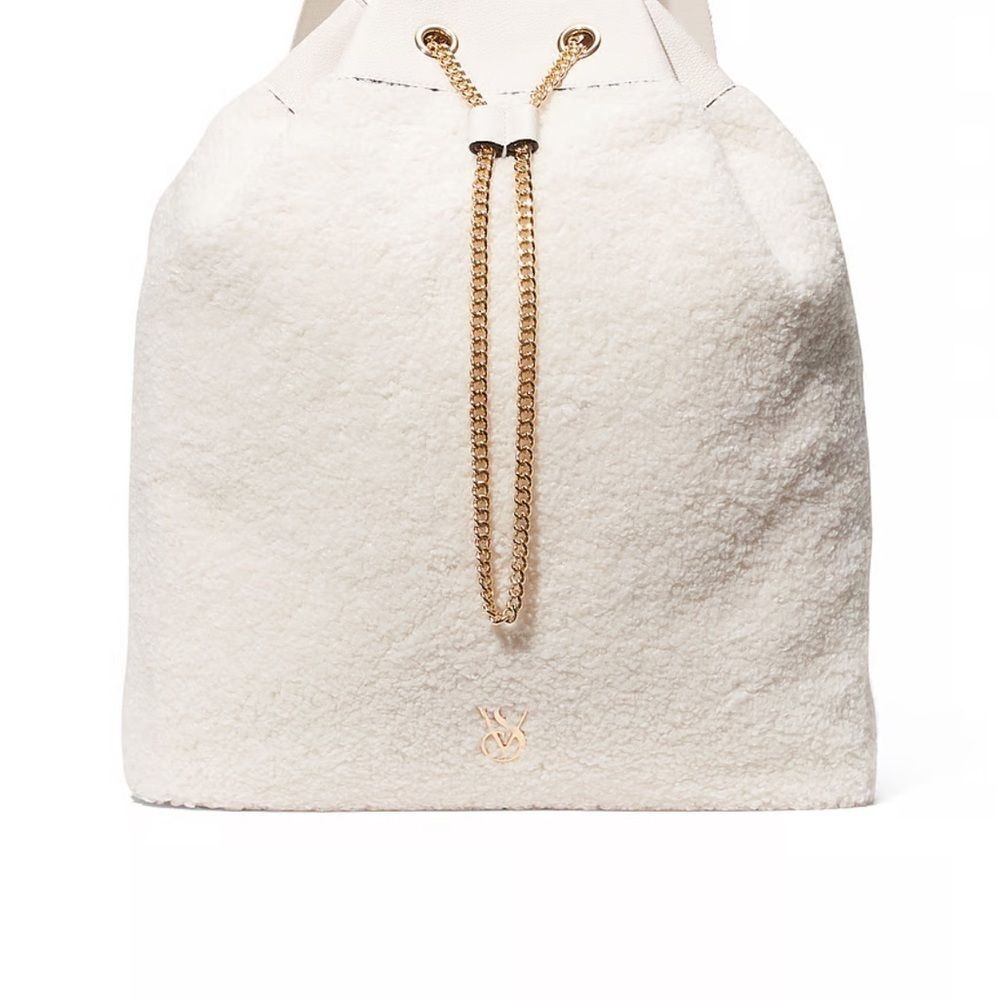 Victoria’s Secret Shearling Backpack
Cinch Backpack - Picture 4 of 5